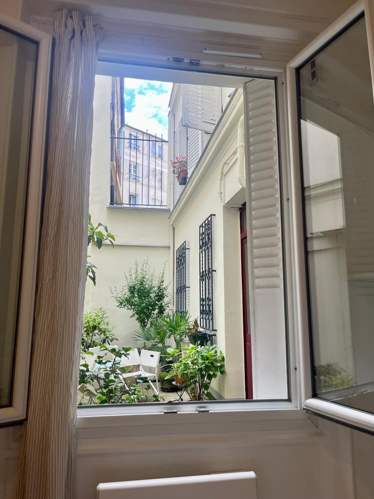 Apartment In Montmartre, Paris, Near Sacre-Coeur Read Host Profile For Booking Kültér fotó