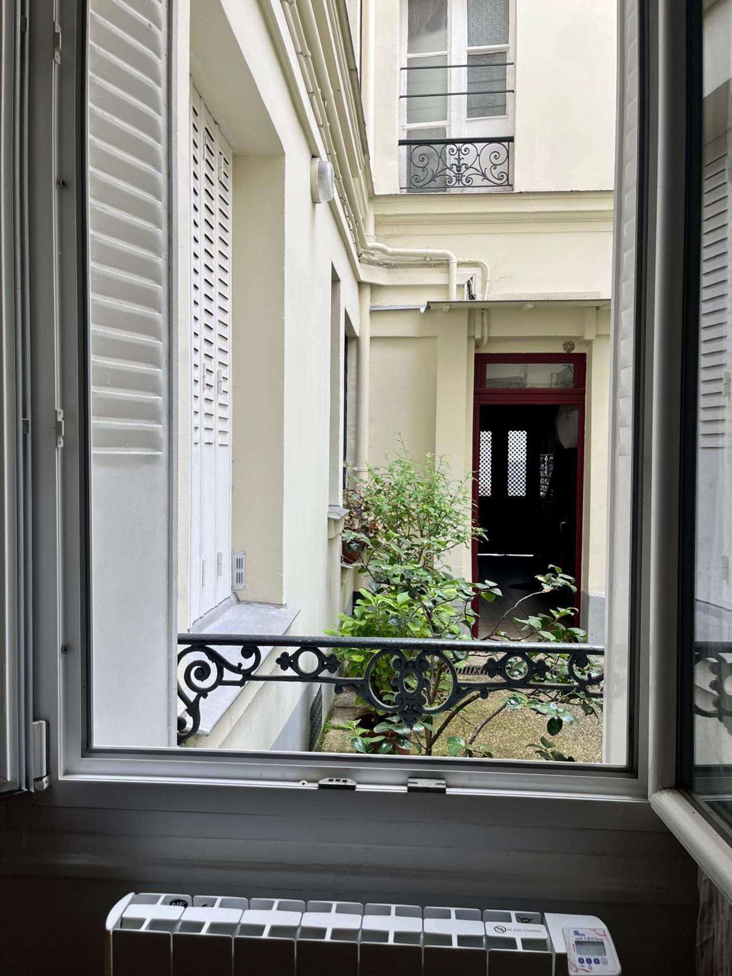 Apartment In Montmartre, Paris, Near Sacre-Coeur Read Host Profile For Booking Kültér fotó