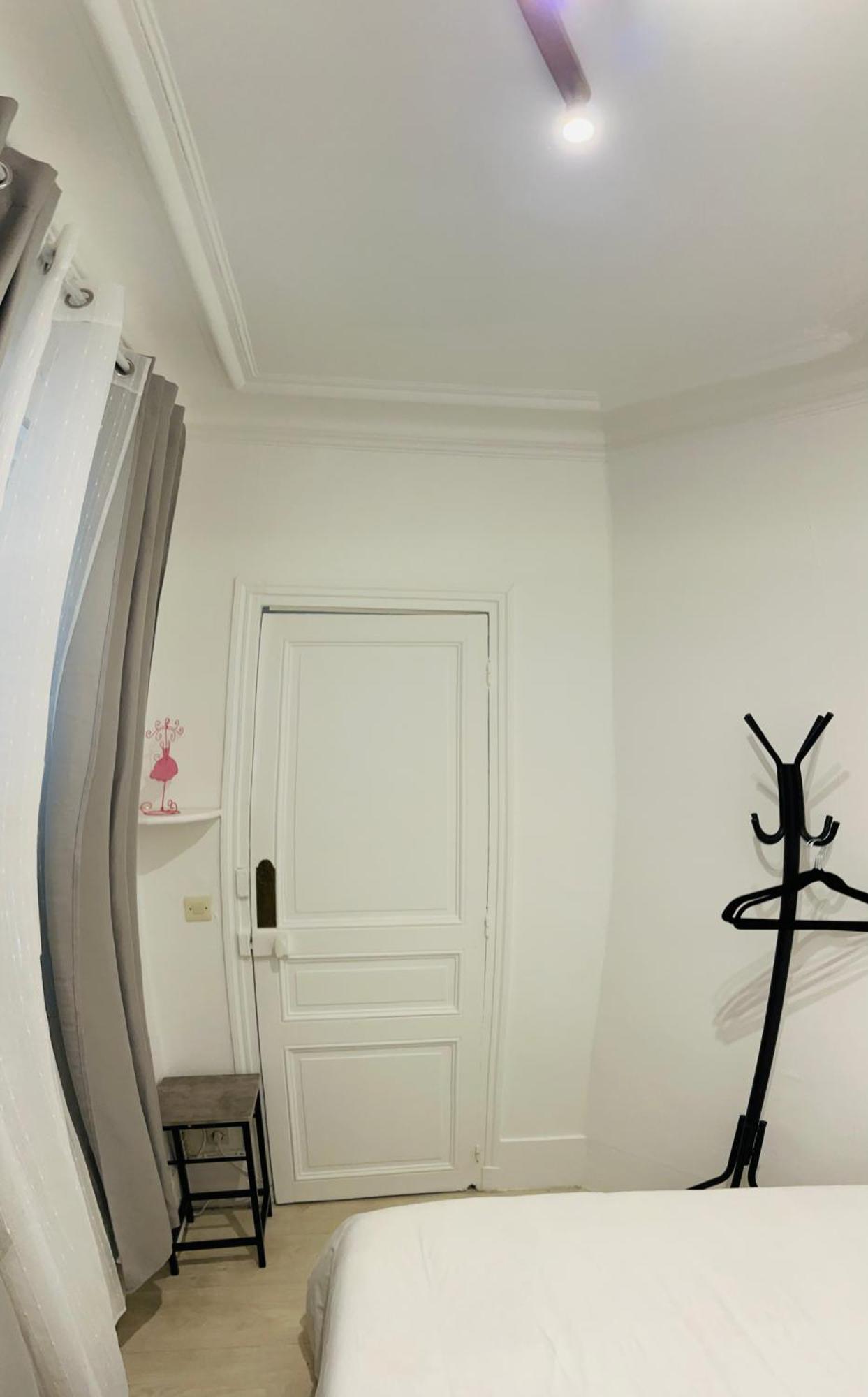 Apartment In Montmartre, Paris, Near Sacre-Coeur Read Host Profile For Booking Kültér fotó
