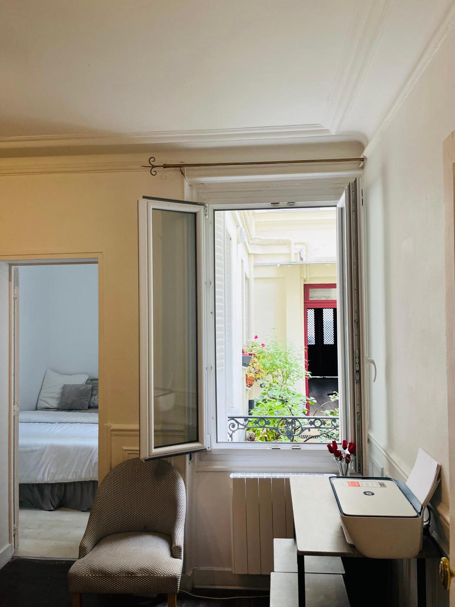 Apartment In Montmartre, Paris, Near Sacre-Coeur Read Host Profile For Booking Kültér fotó
